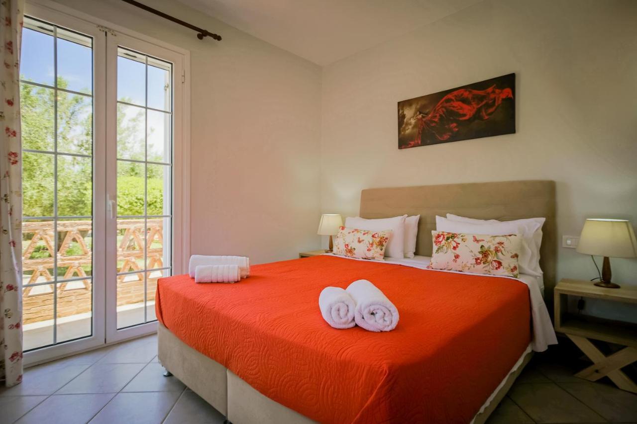 Porto Gerakas Villas วาซิลิคอส ภายนอก รูปภาพ